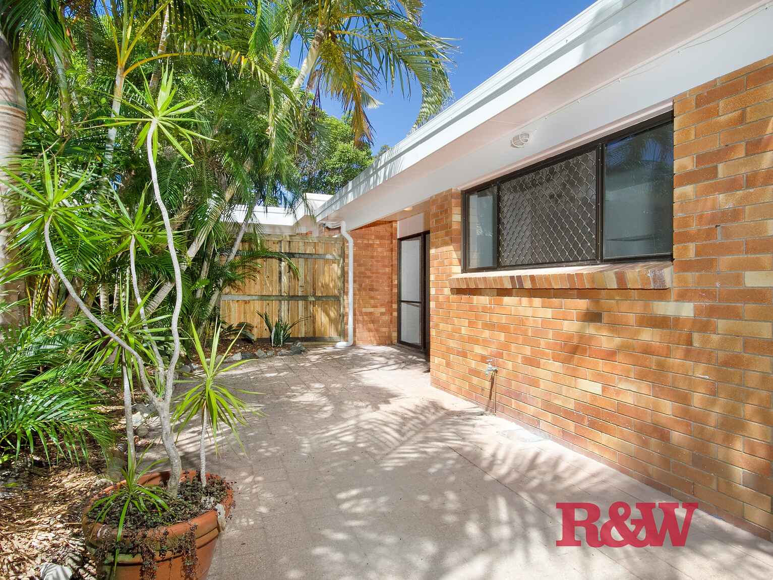 1/11 Culgoa Street Sunshine Beach