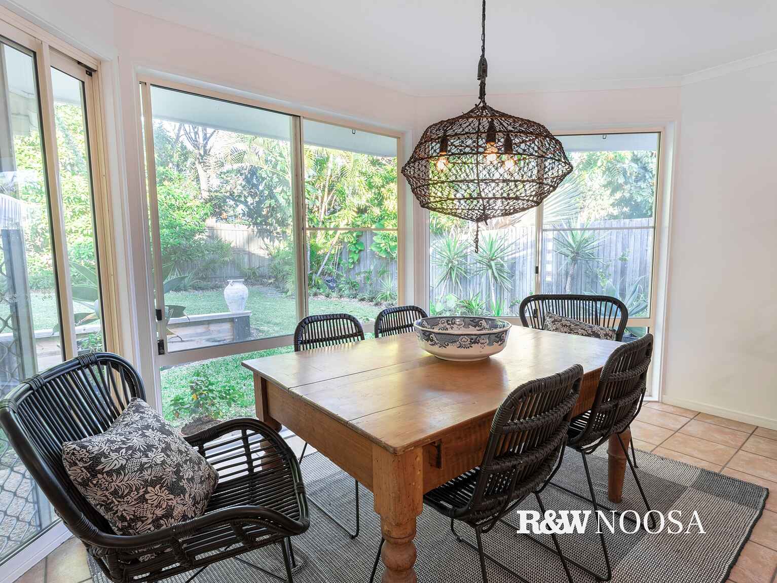 14 Moonbeam Crescent Castaways Beach