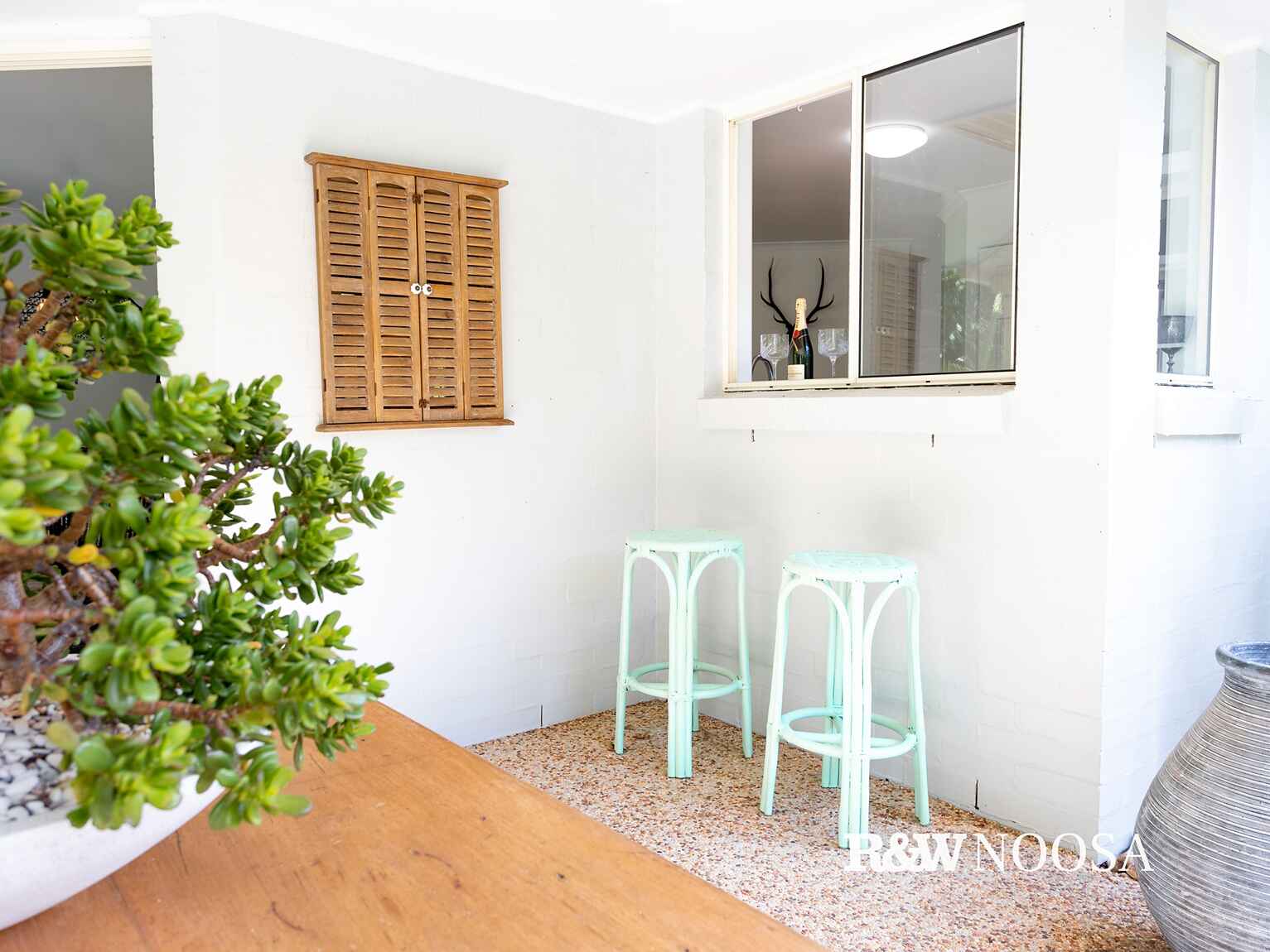 14 Moonbeam Crescent Castaways Beach