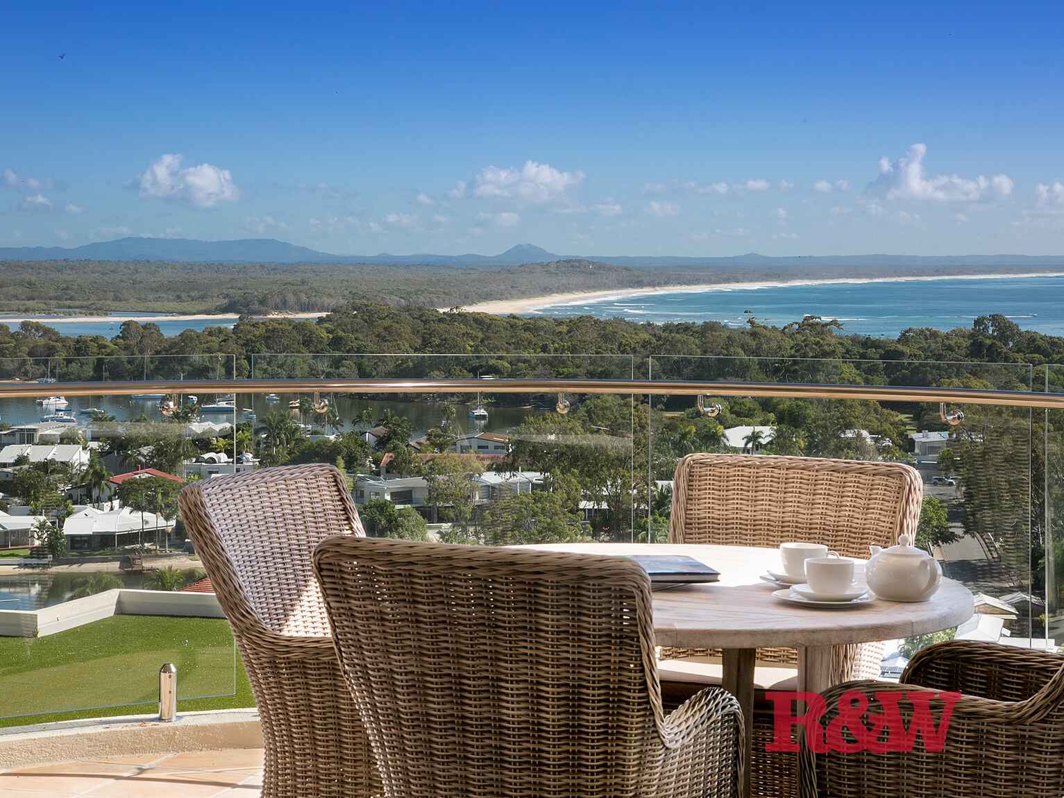 37/2 Noosa Drive Noosa Heads 37/2 Noosa Drive Noosa Heads