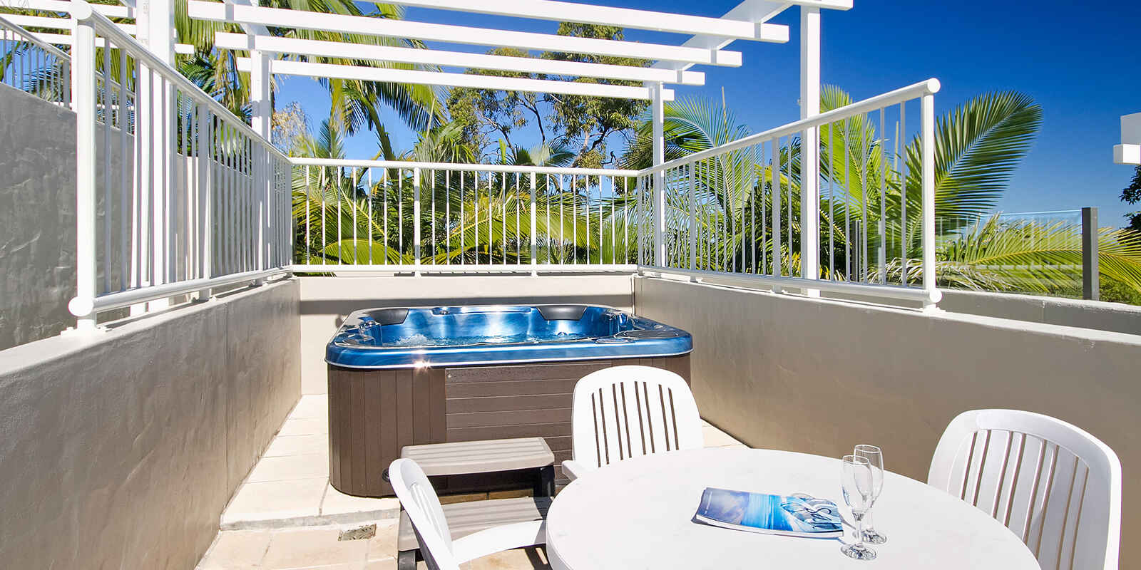 118 /16 Noosa Drive Noosa Heads 118 /16 Noosa Drive Noosa Heads