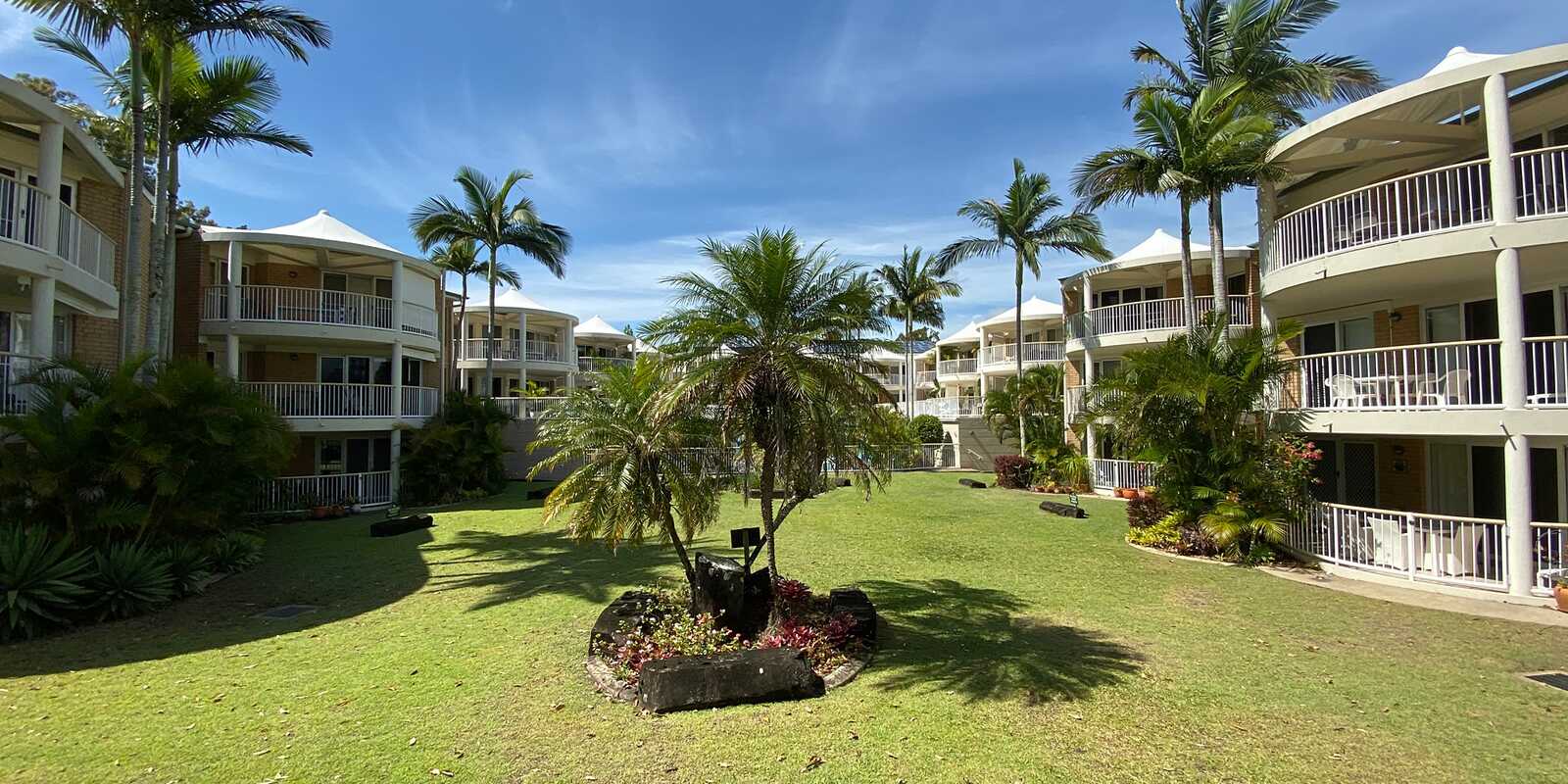 25/2 Serenity Close Noosa Heads