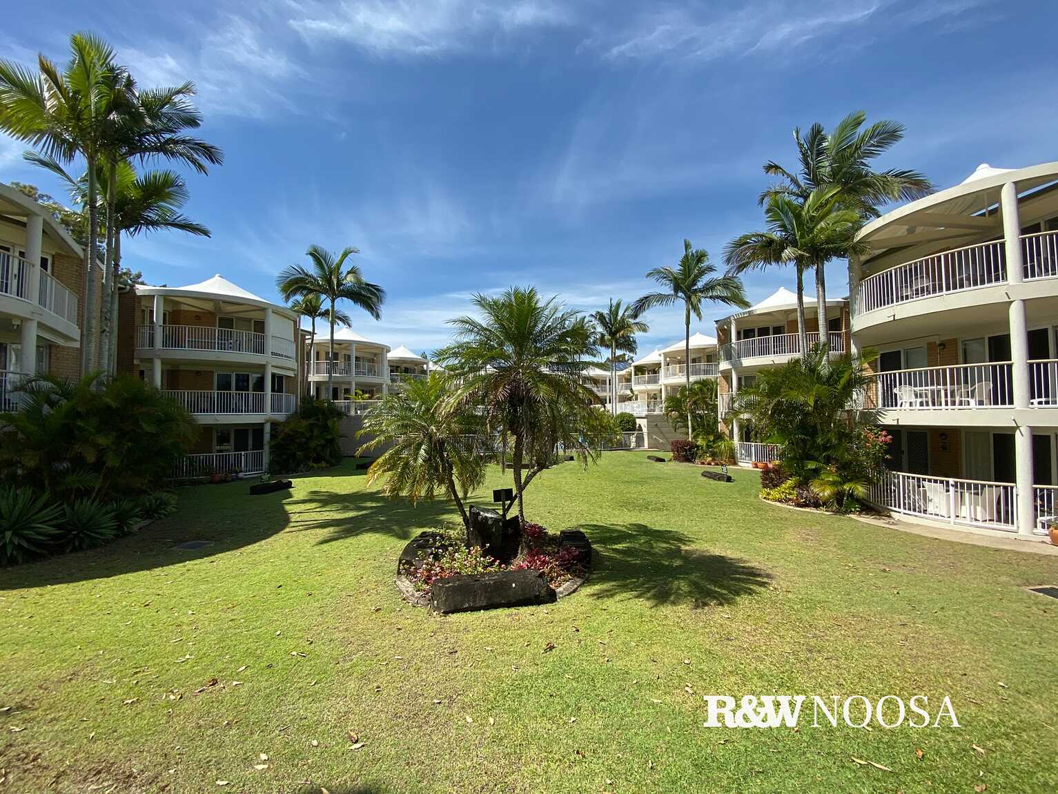 25/2 Serenity Close Noosa Heads