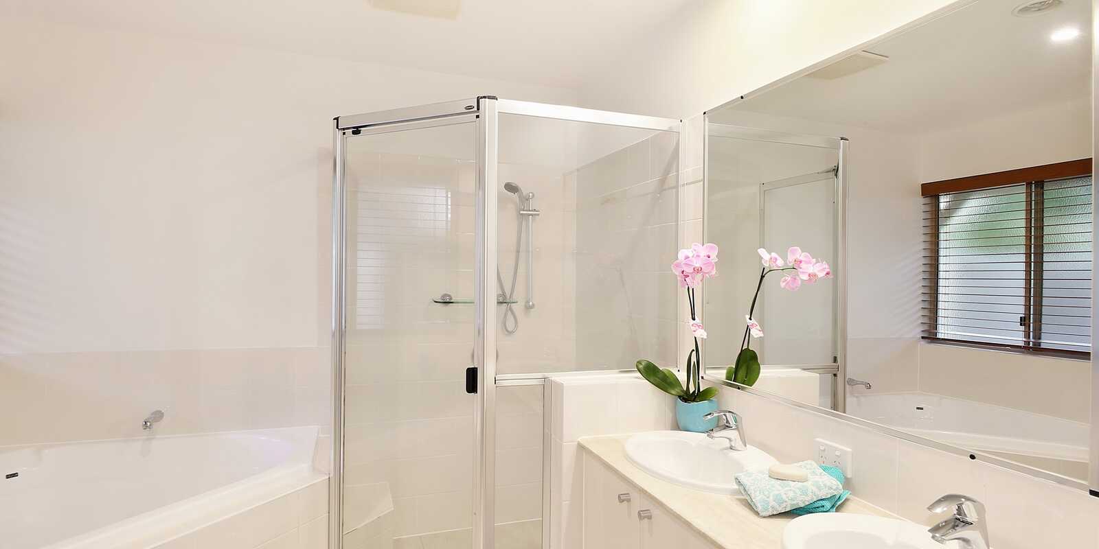 321/61 Noosa Springs Drive Noosa Springs