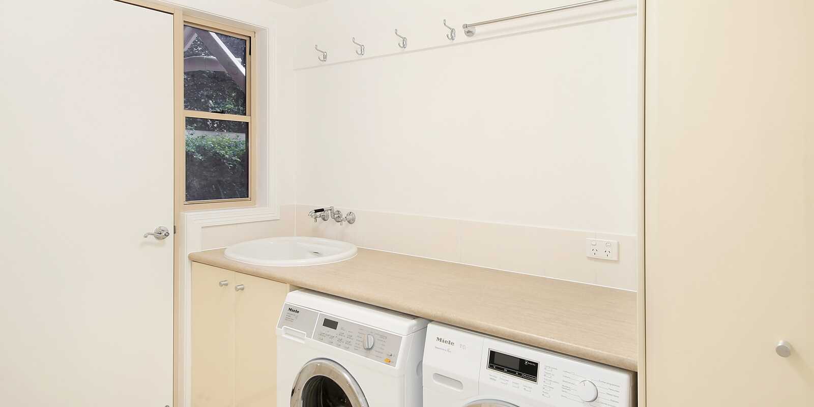 321/61 Noosa Springs Drive Noosa Springs