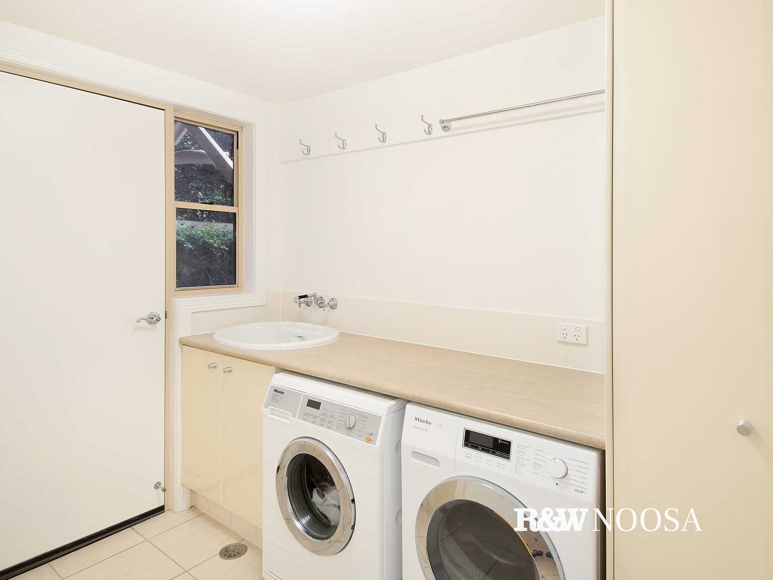 321/61 Noosa Springs Drive Noosa Springs