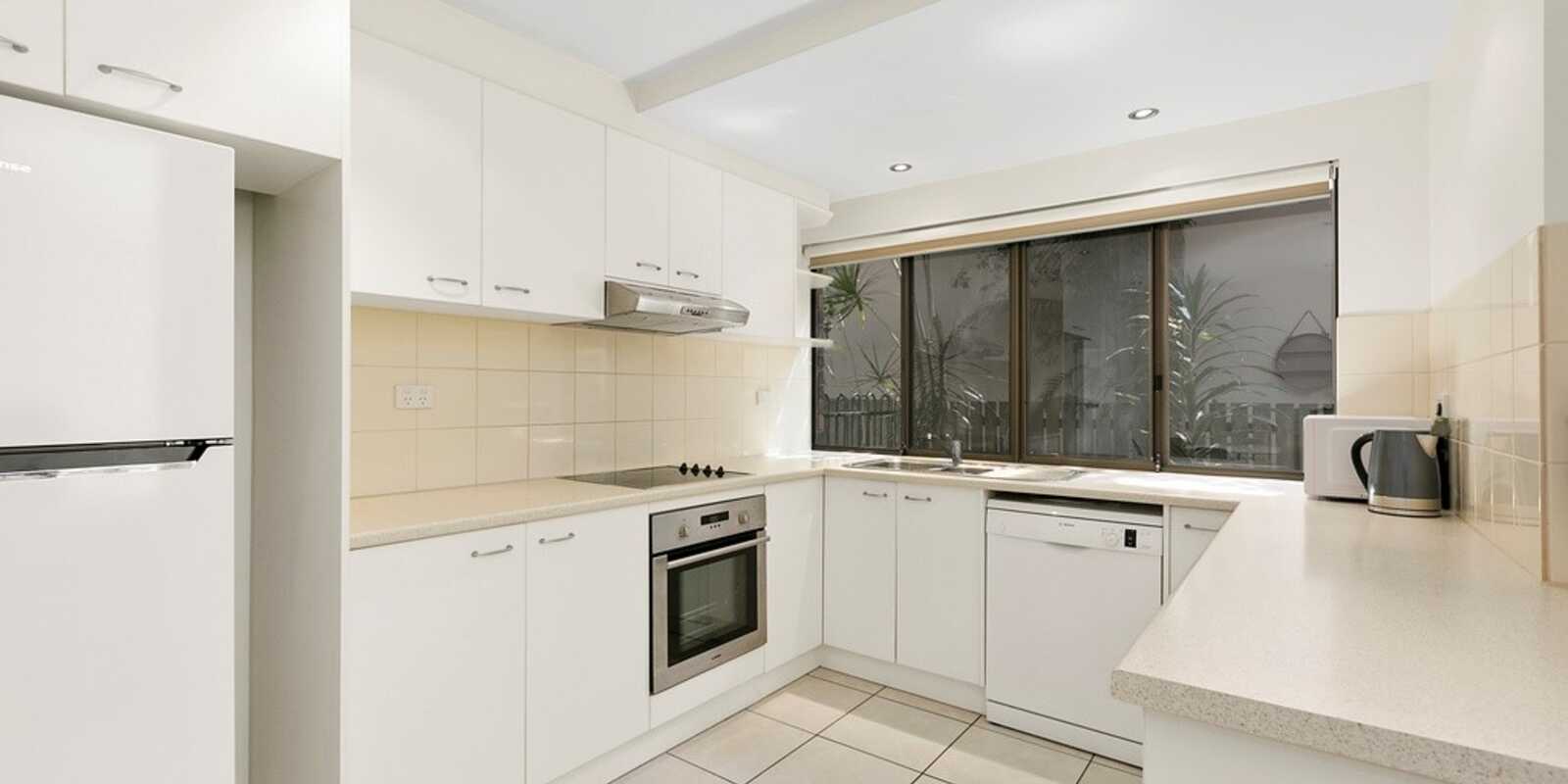 2/79 Noosa Parade Noosa Heads