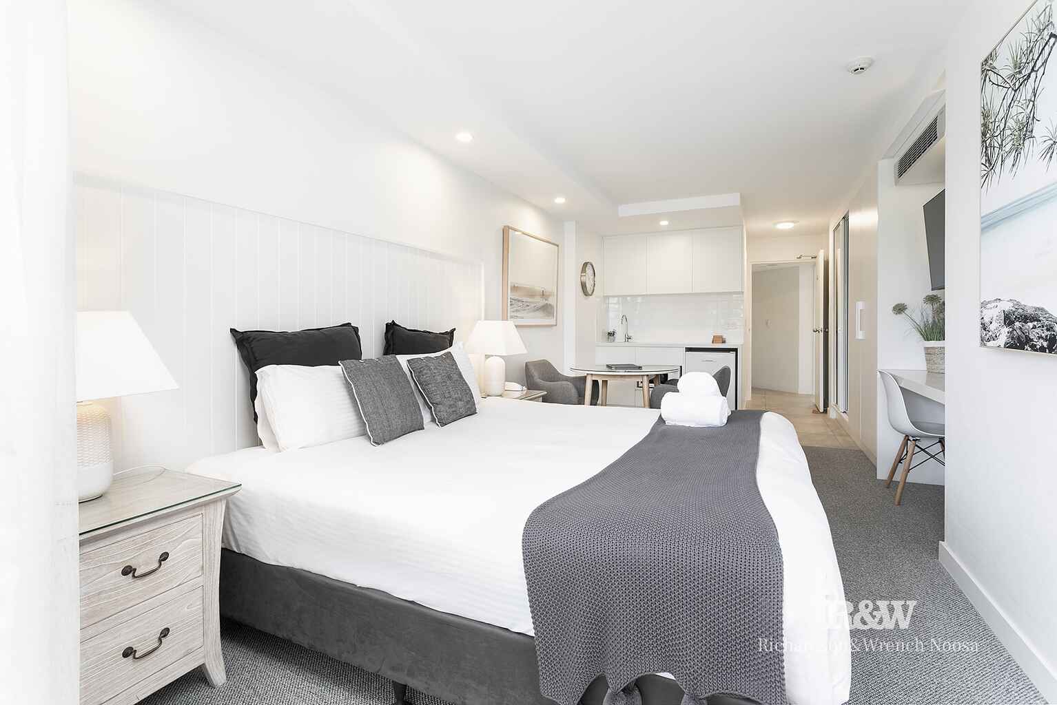 200 & 201/6 Hastings Street Noosa Heads 200 & 201/6 Hastings Street Noosa Heads