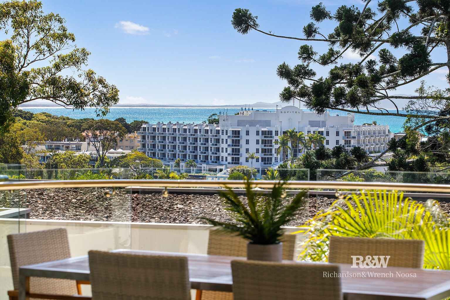 4/2 Noosa Drive Noosa Heads 4/2 Noosa Drive Noosa Heads