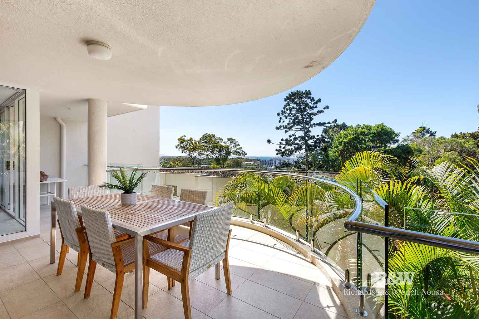 4/2 Noosa Drive Noosa Heads 4/2 Noosa Drive Noosa Heads