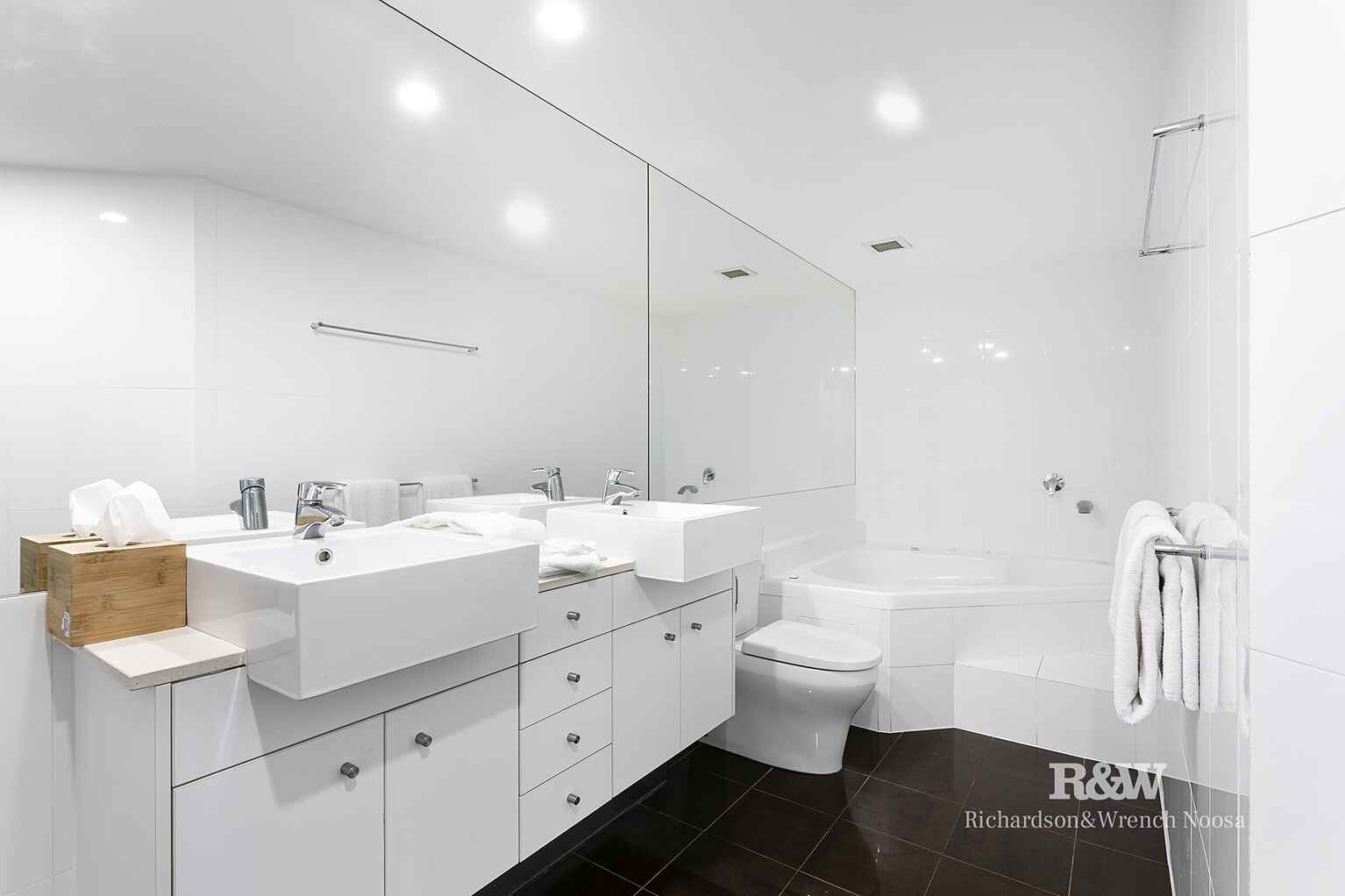 37/42 Hastings Street Noosa Heads 37/42 Hastings Street Noosa Heads