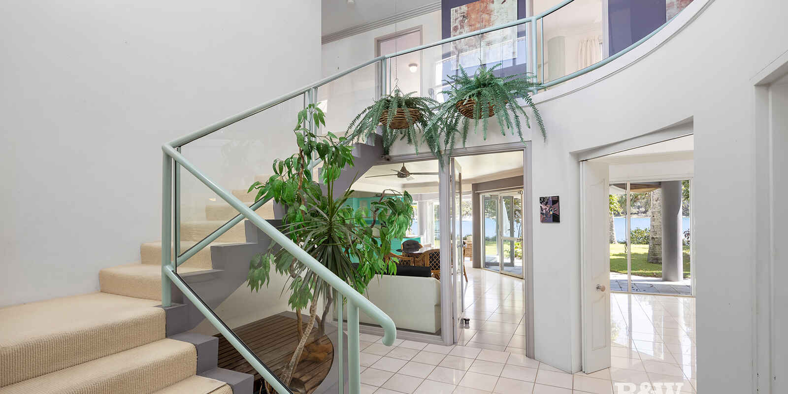 24 Noosa Parade Noosa Heads 24 Noosa Parade Noosa Heads