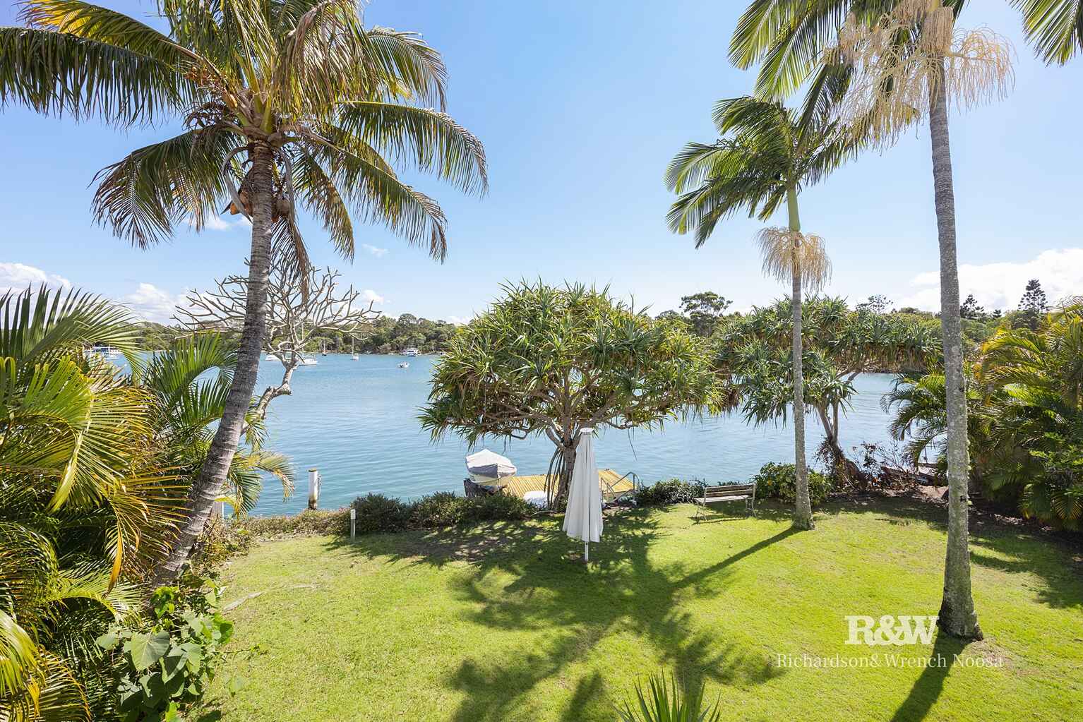 24 Noosa Parade Noosa Heads 24 Noosa Parade Noosa Heads