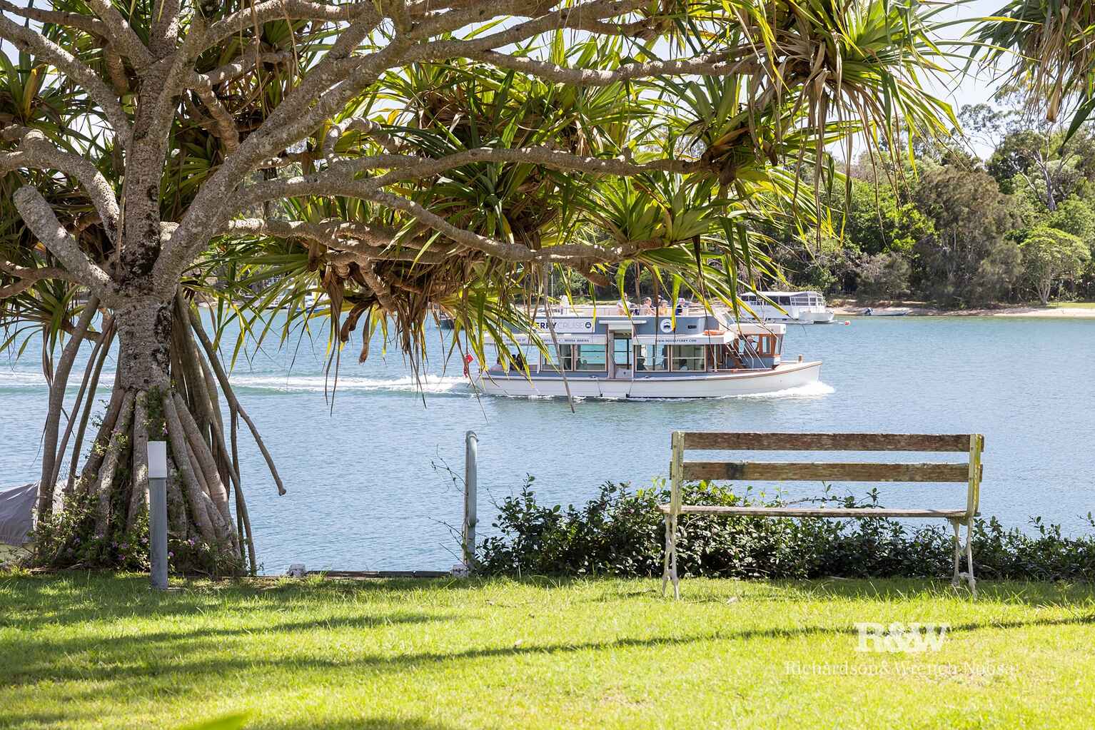 24 Noosa Parade Noosa Heads 24 Noosa Parade Noosa Heads