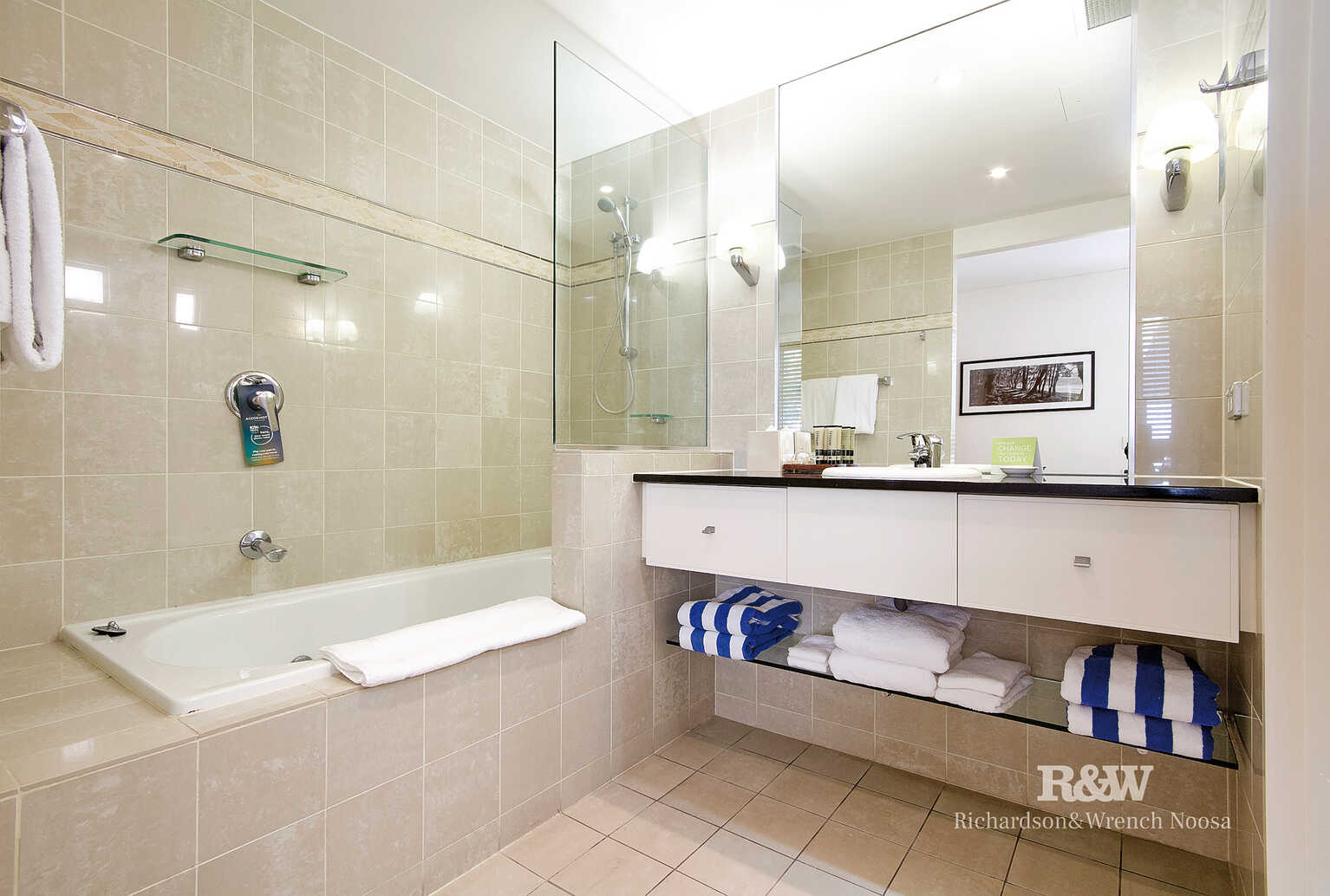 311/32 Hastings Street Noosa Heads 311/32 Hastings Street Noosa Heads