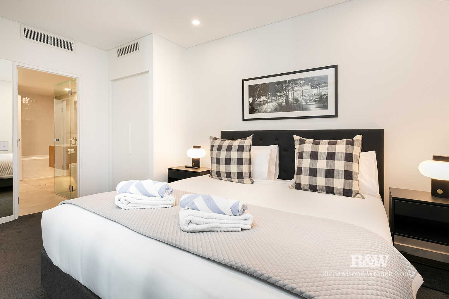 617/32 Hastings Street Noosa Heads 617/32 Hastings Street Noosa Heads