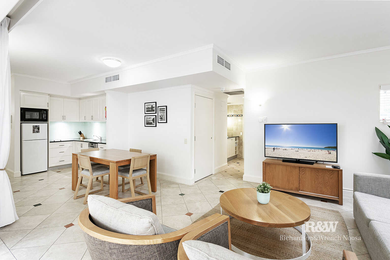 216/32 Hastings Street Noosa Heads 216/32 Hastings Street Noosa Heads