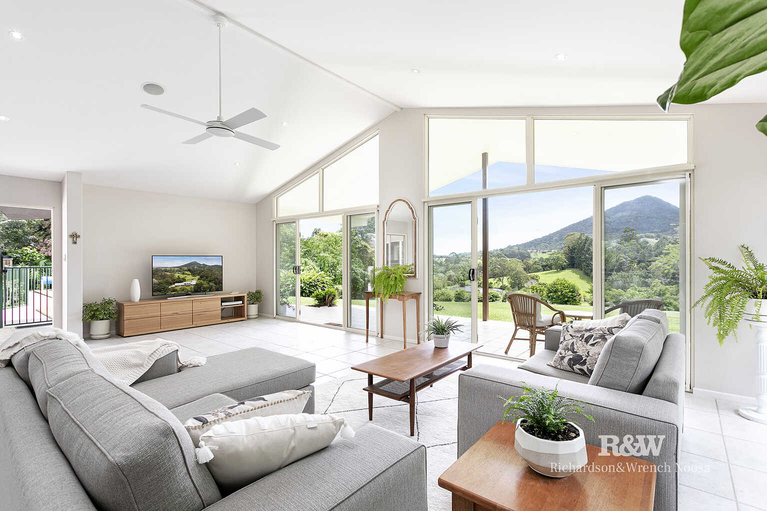 327 Eumundi Range Road Eumundi