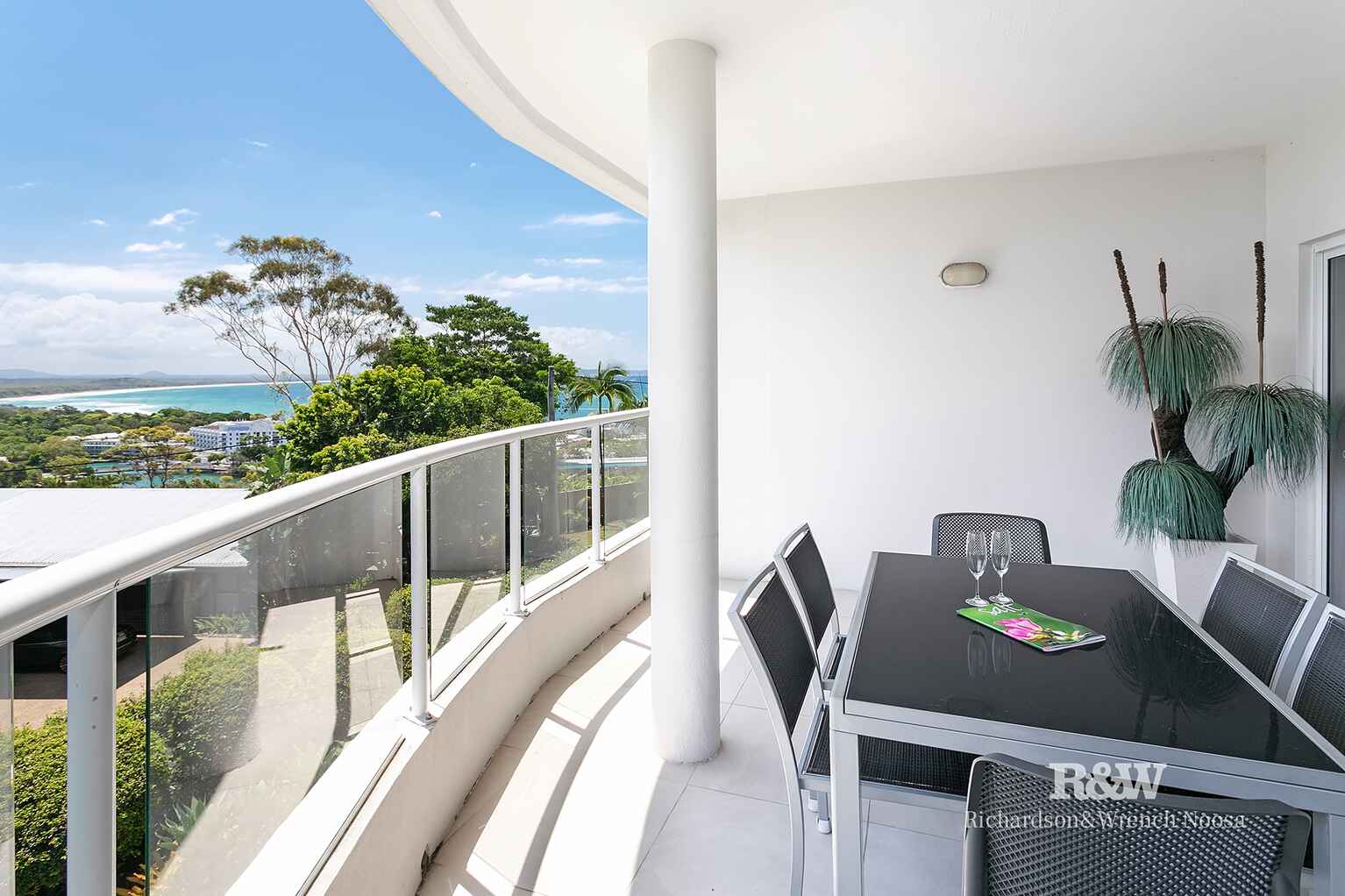  9/1 Picture Point Crescent Noosa Heads