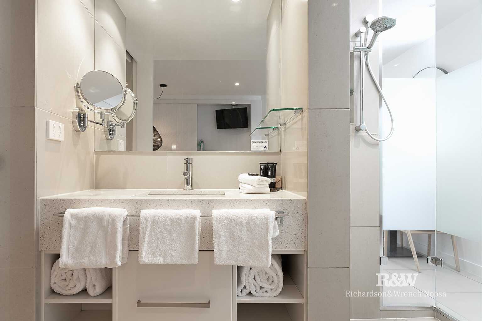 13/49 Hastings Street Noosa Heads