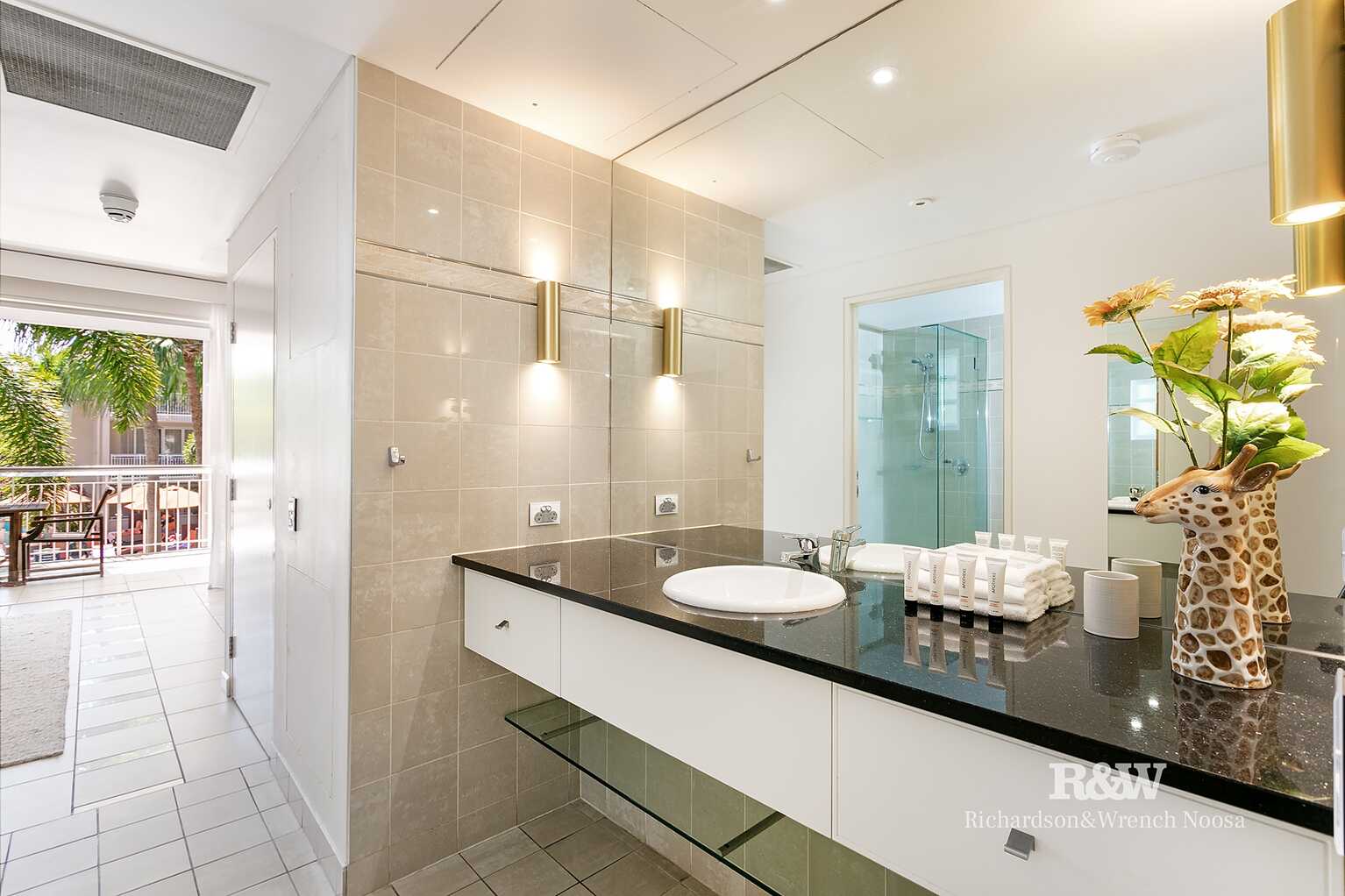 127/32 Hastings Street Noosa Heads 127/32 Hastings Street Noosa Heads