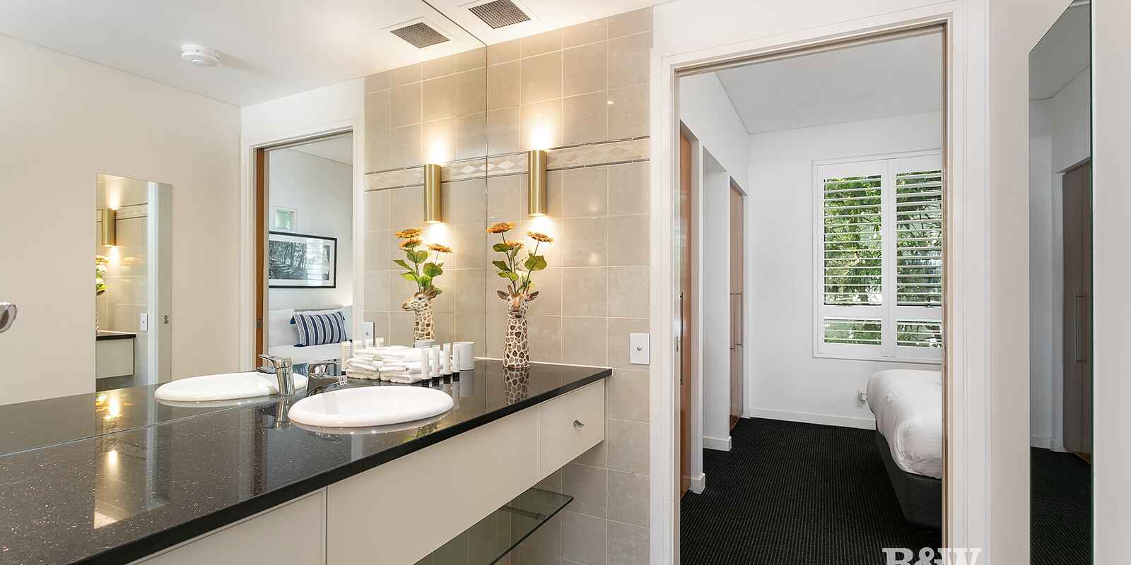 127/32 Hastings Street Noosa Heads 127/32 Hastings Street Noosa Heads