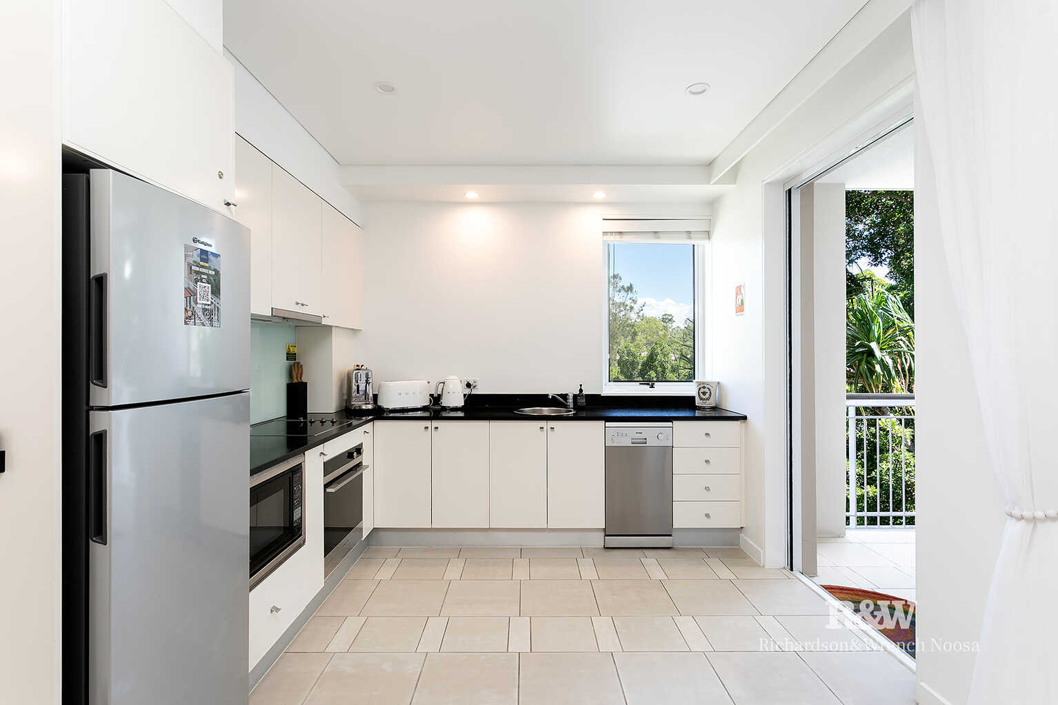 423/32 Hastings Street Noosa Heads 423/32 Hastings Street Noosa Heads