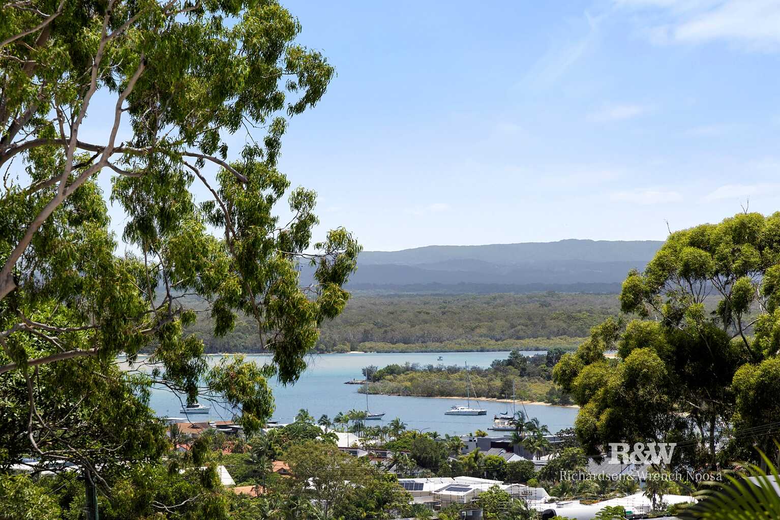 120/16 Noosa Drive Noosa Heads 120/16 Noosa Drive Noosa Heads