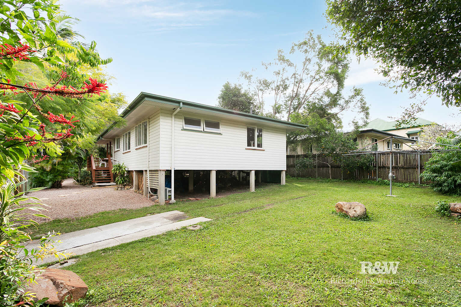 1 Gem Street Cooroy