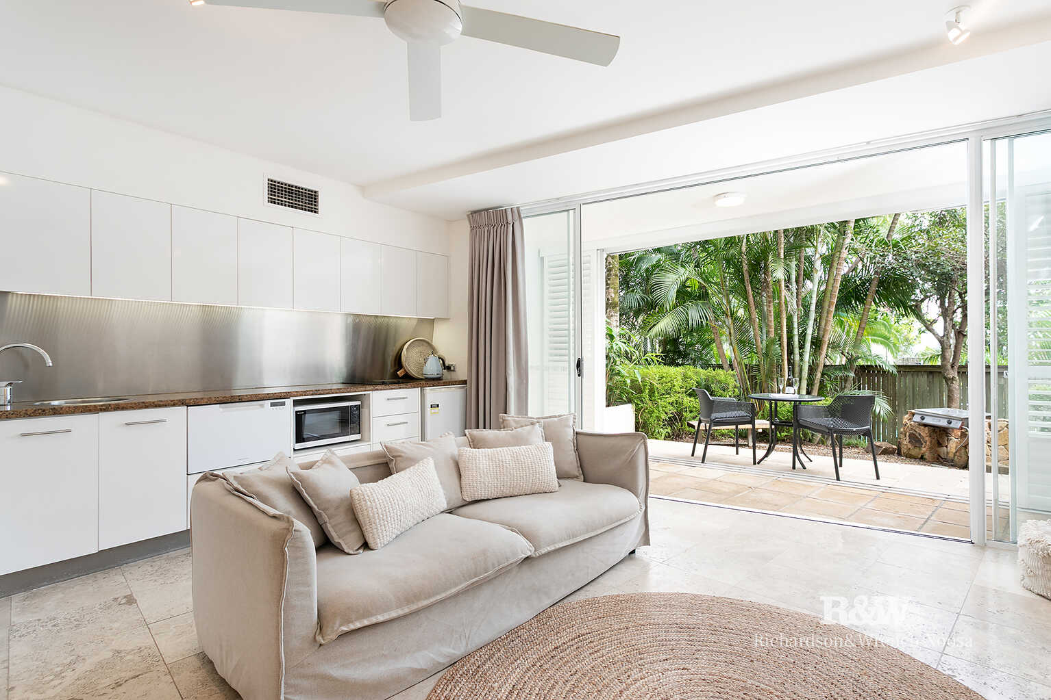 108/16 Noosa Drive Noosa Heads 108/16 Noosa Drive Noosa Heads