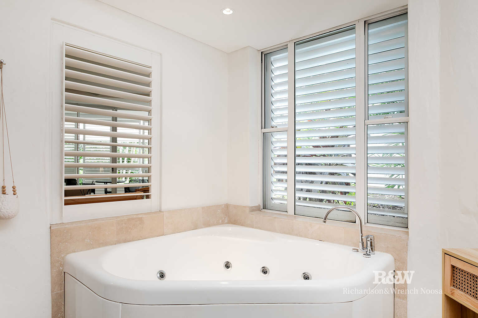 108/16 Noosa Drive Noosa Heads 108/16 Noosa Drive Noosa Heads