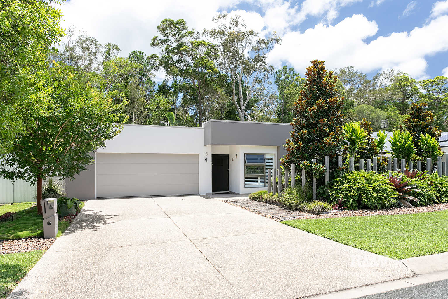 16 Livingstone Street Tewantin