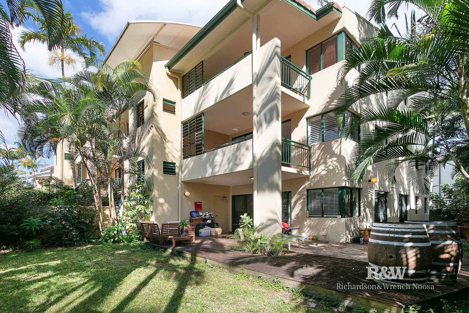 1/7-13 Howard Street Noosaville