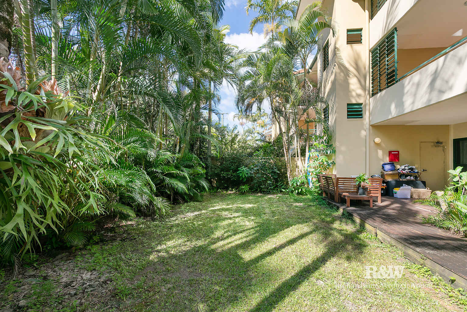 1/7-13 Howard Street Noosaville