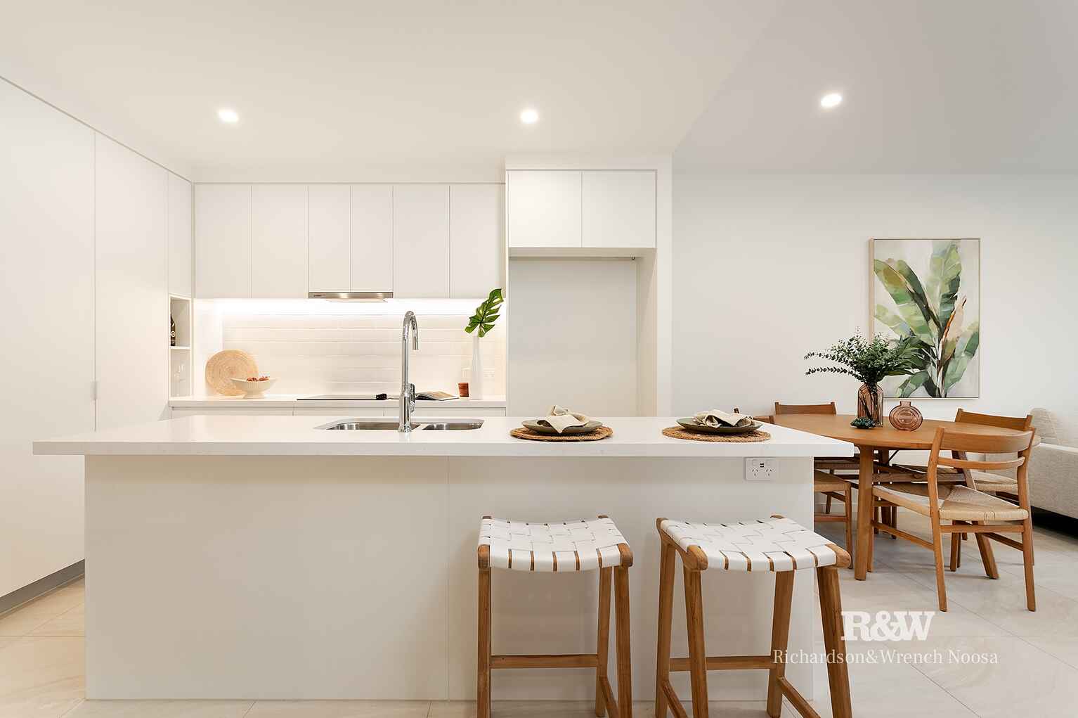 2202/57-61 Hofmann Drive Noosaville