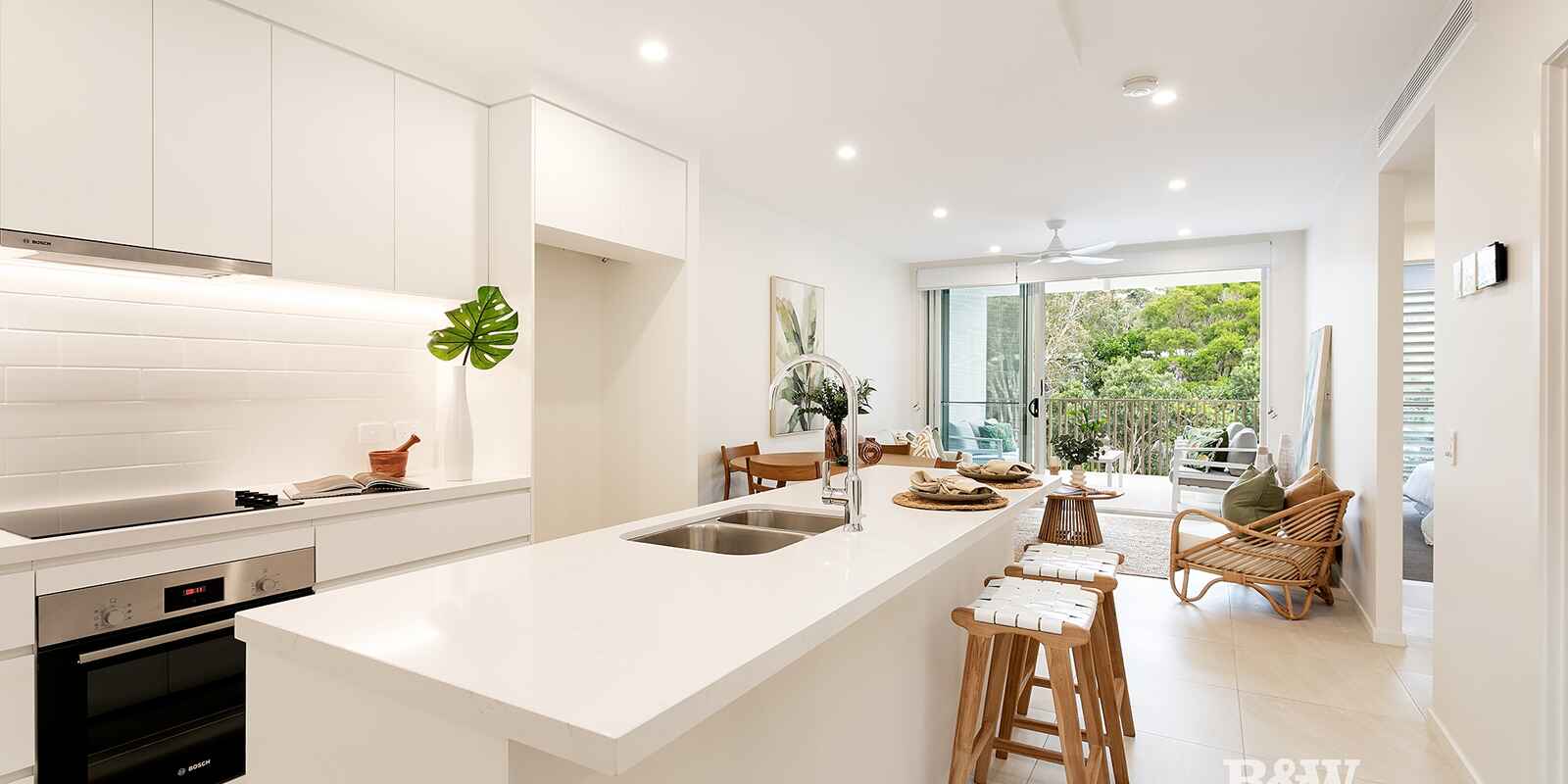 2202/57-61 Hofmann Drive Noosaville