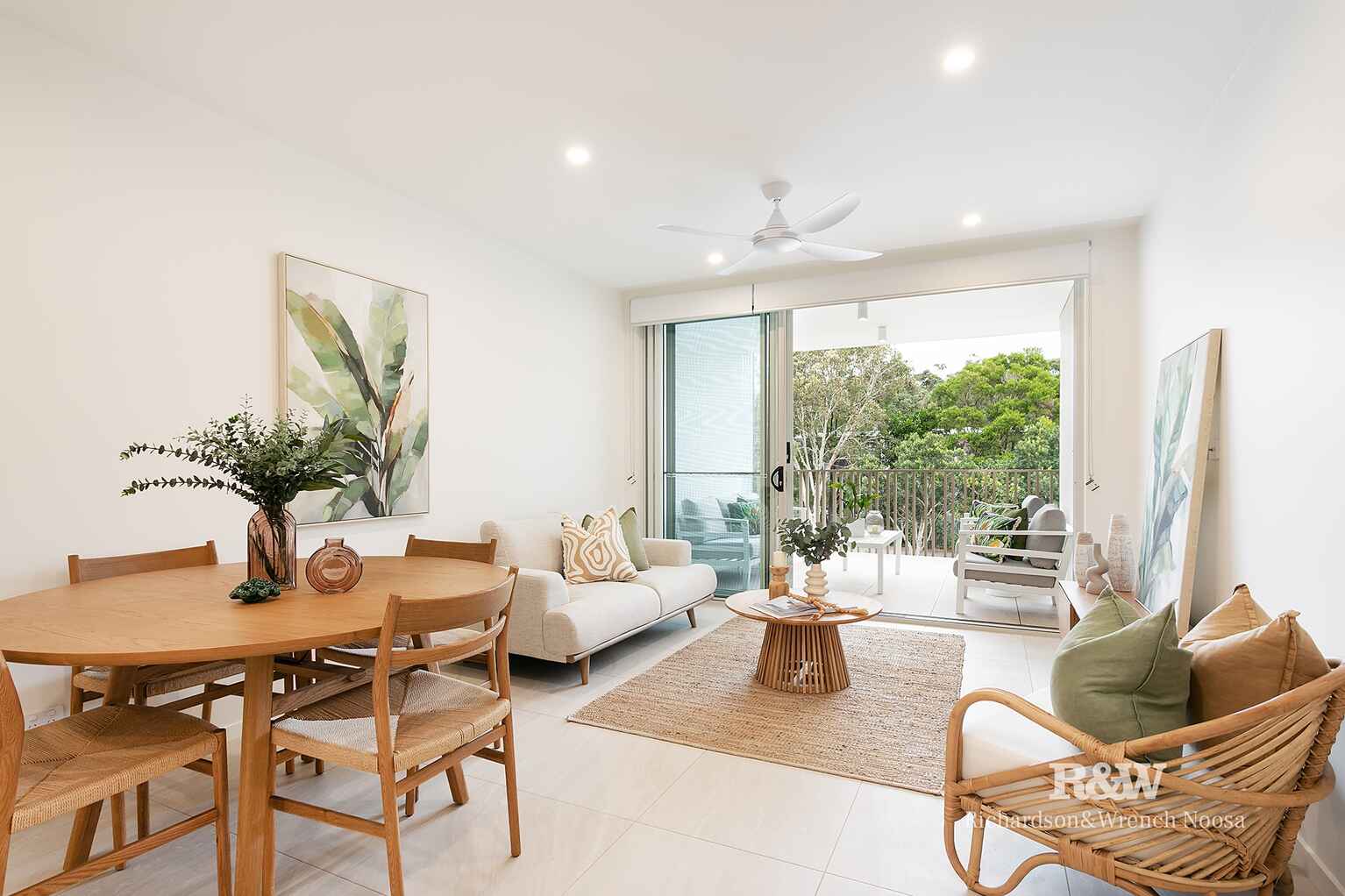 2202/57-61 Hofmann Drive Noosaville
