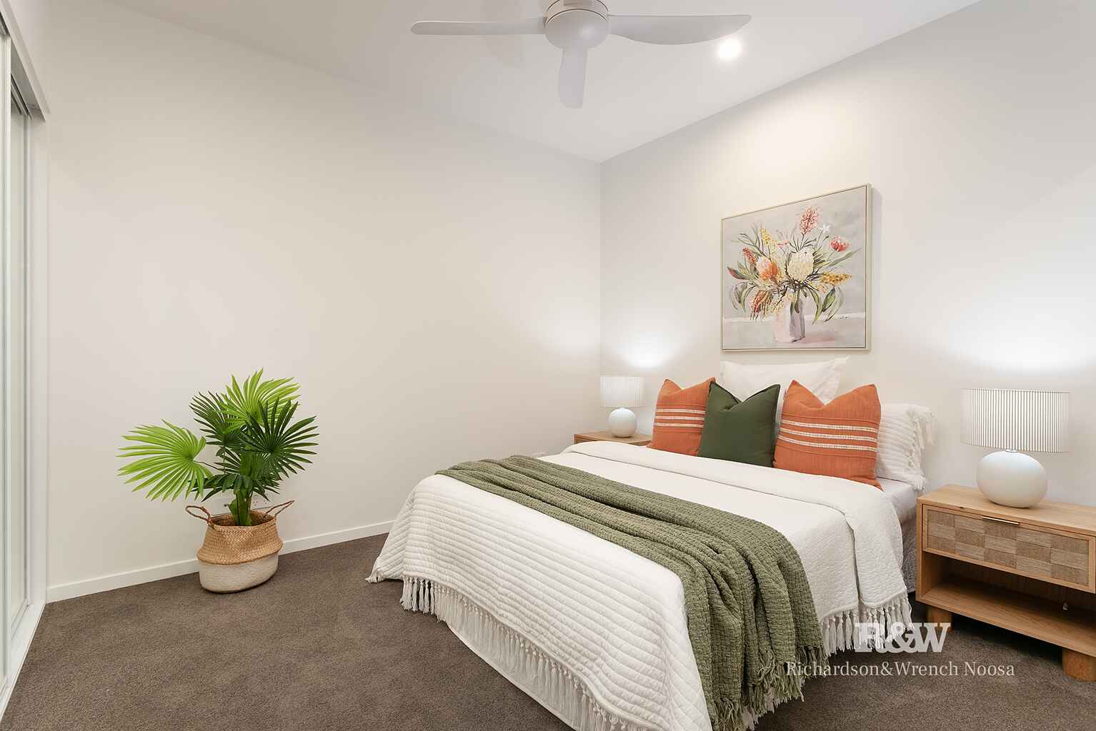 2202/57-61 Hofmann Drive Noosaville