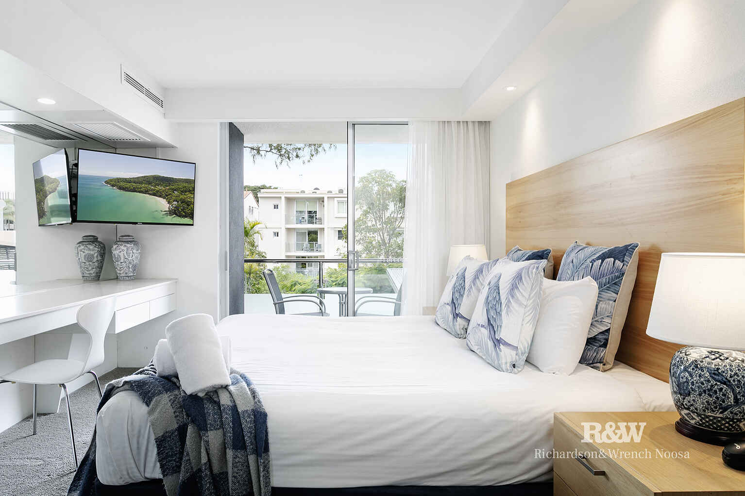 202 & 203/6 Hastings Street Noosa Heads