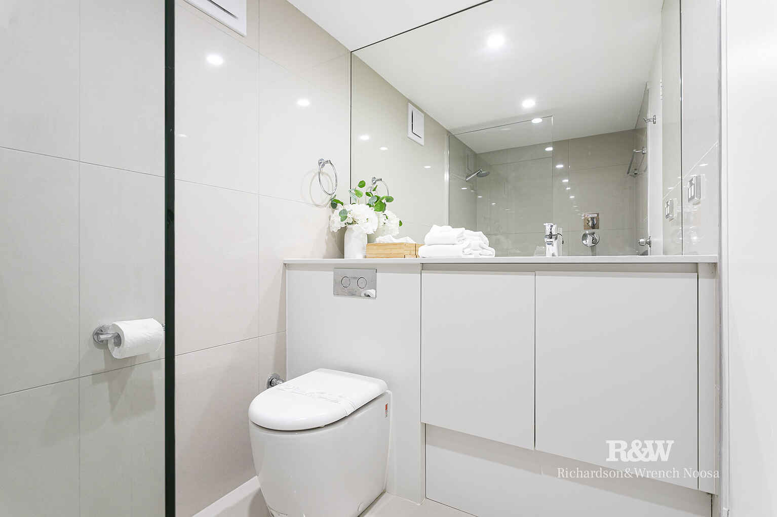 202 & 203/6 Hastings Street Noosa Heads