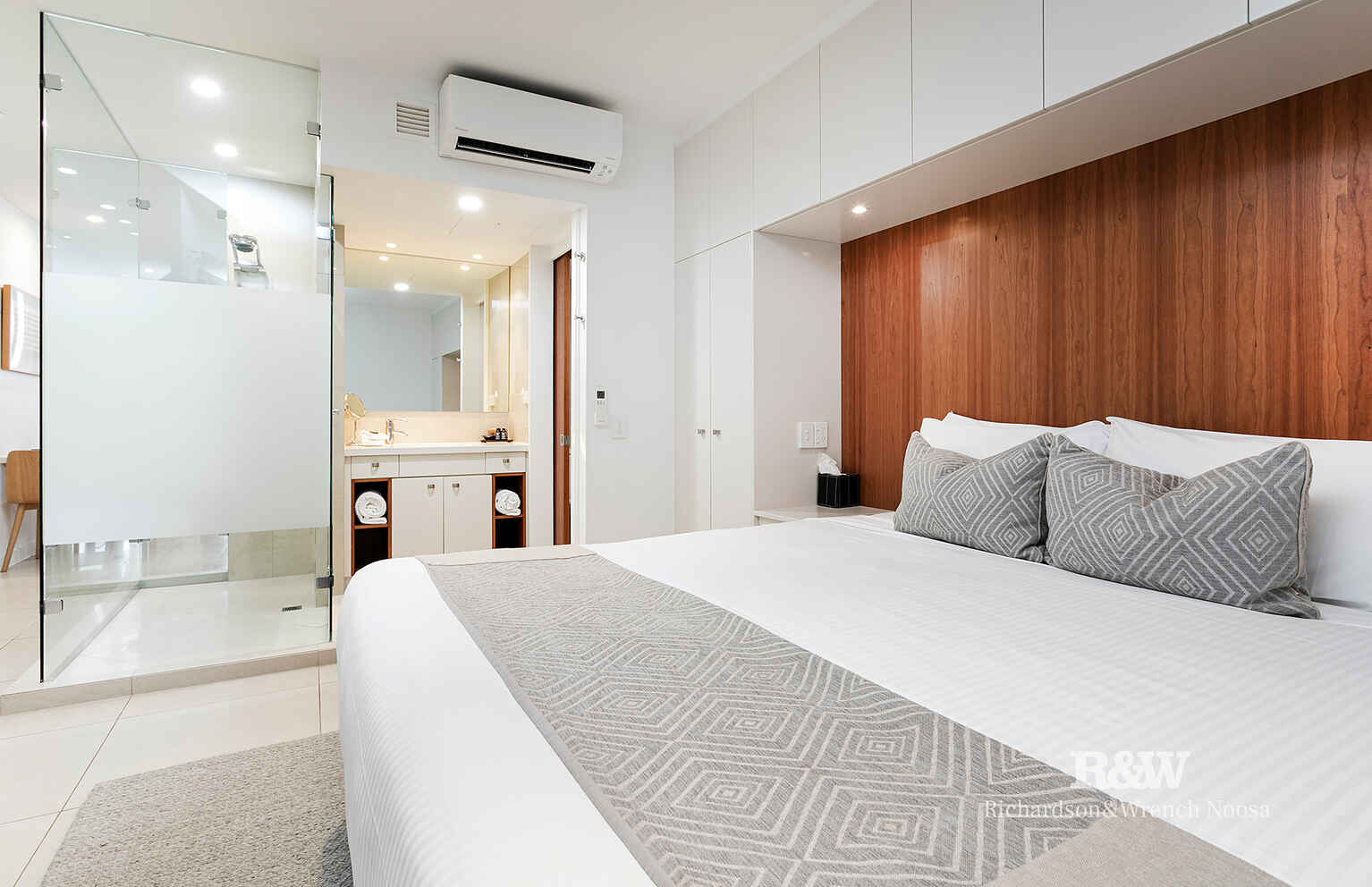 17/49 Hastings Street Noosa Heads