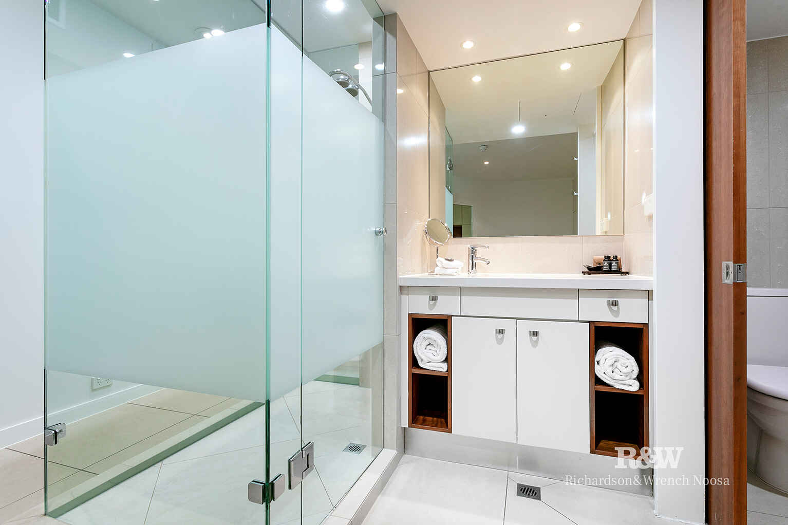 17/49 Hastings Street Noosa Heads