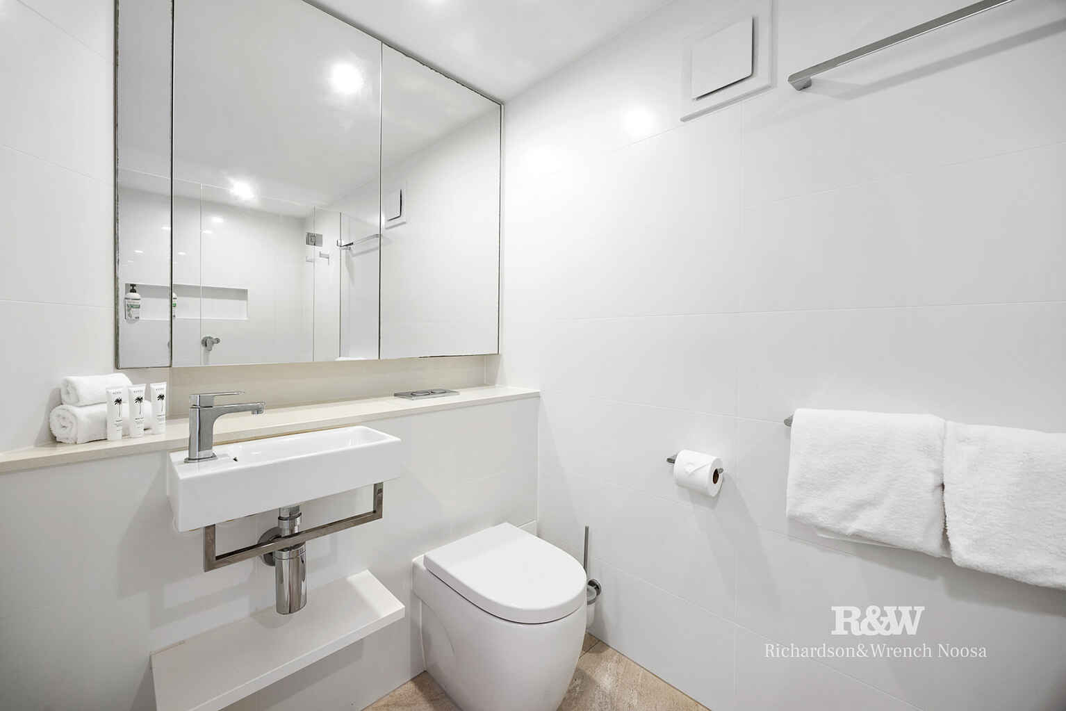 308 & 309/6 Hastings Street Noosa Heads