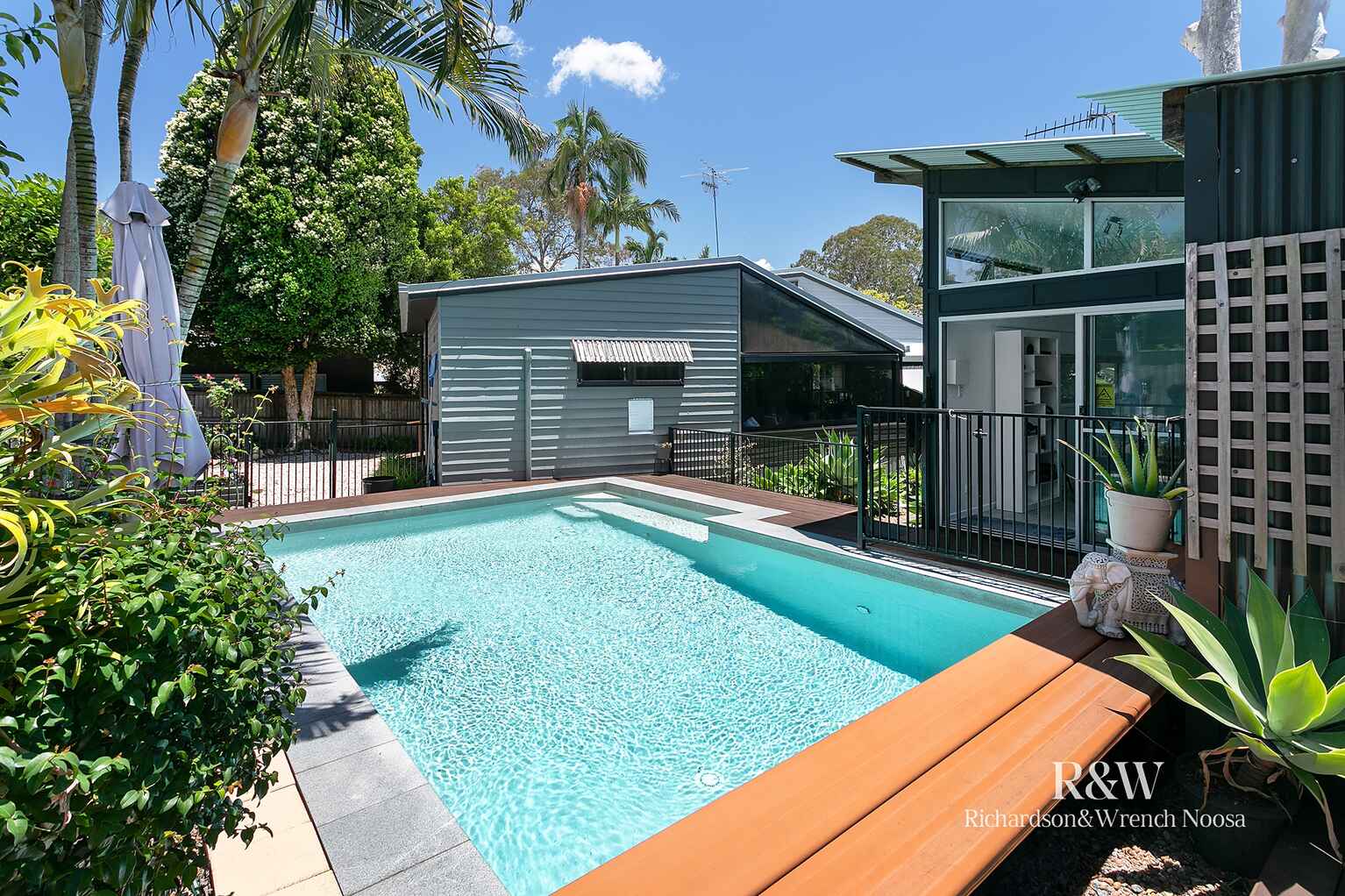 25 Sleepy Hollow Drive Noosa Heads