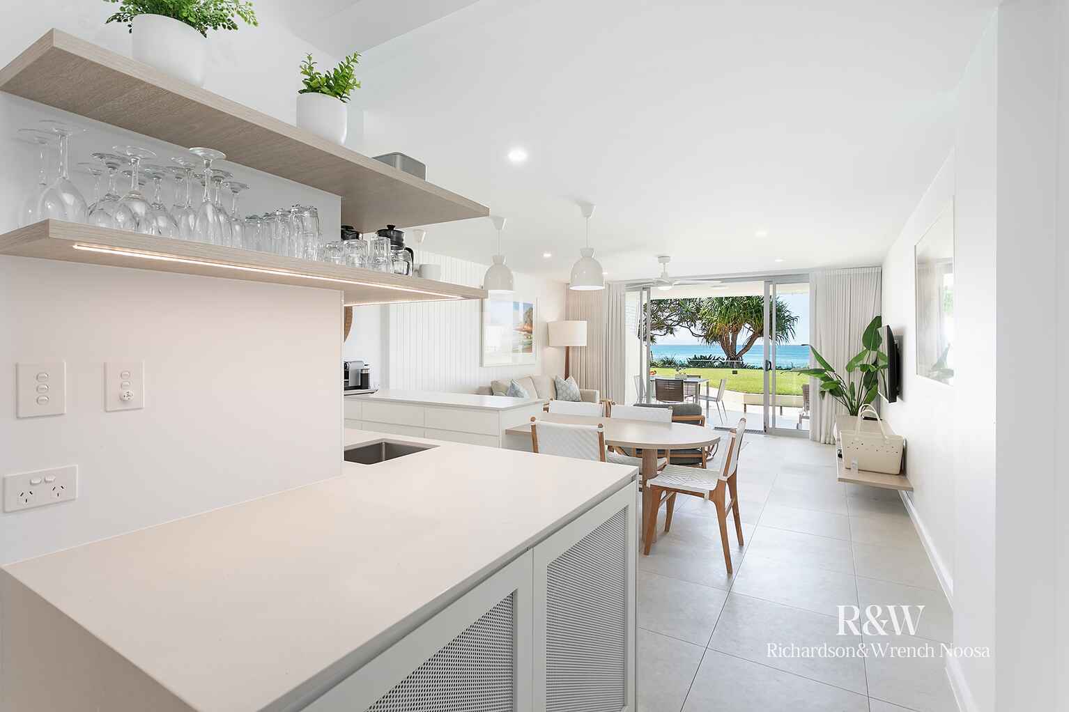 17/41 Hastings Street Noosa Heads