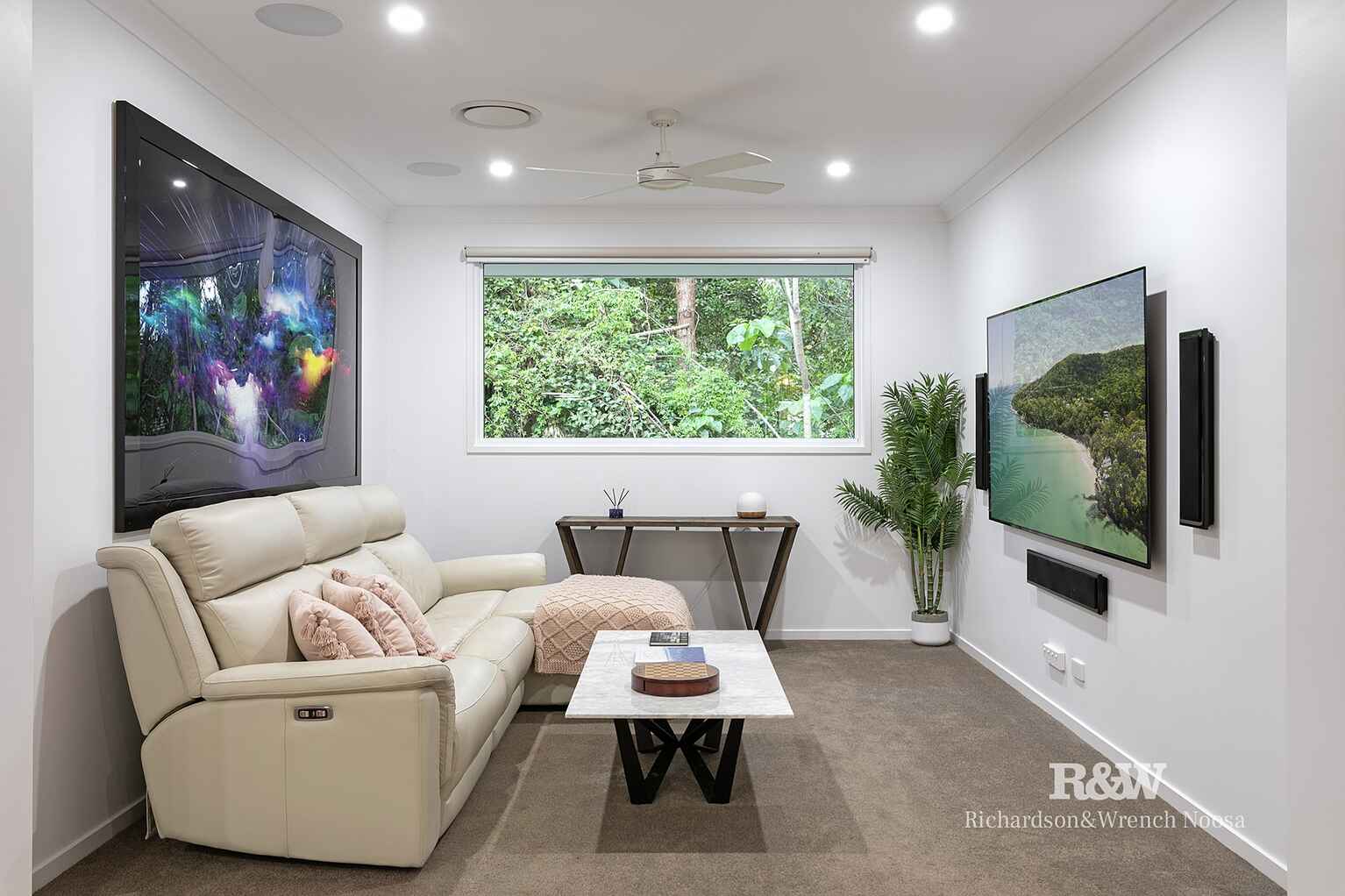 7 Corinthia Court Noosaville