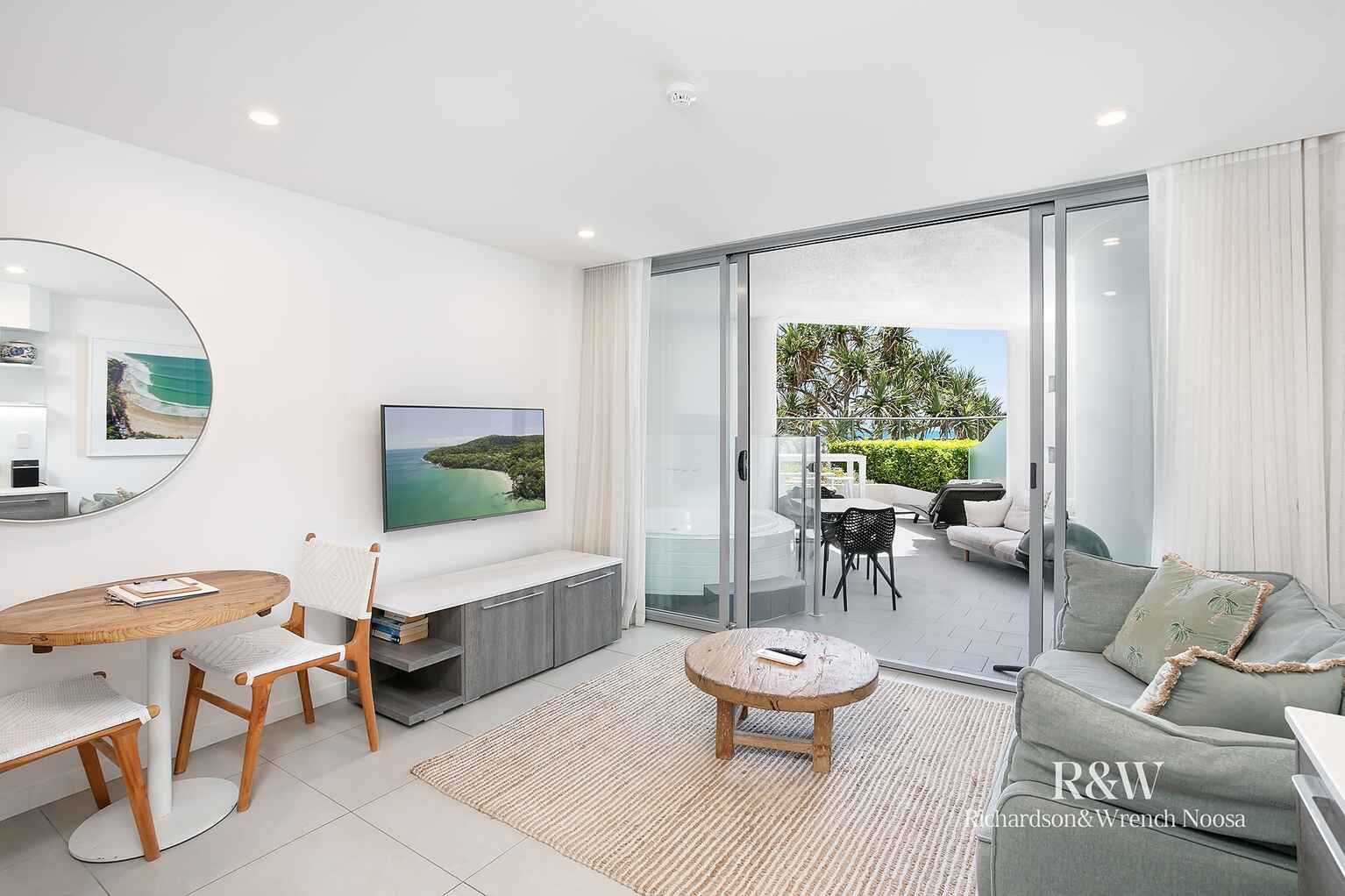 18/49 Hastings Street Noosa Heads