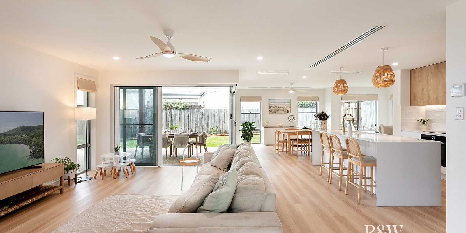 1 Crestview Drive Peregian Springs