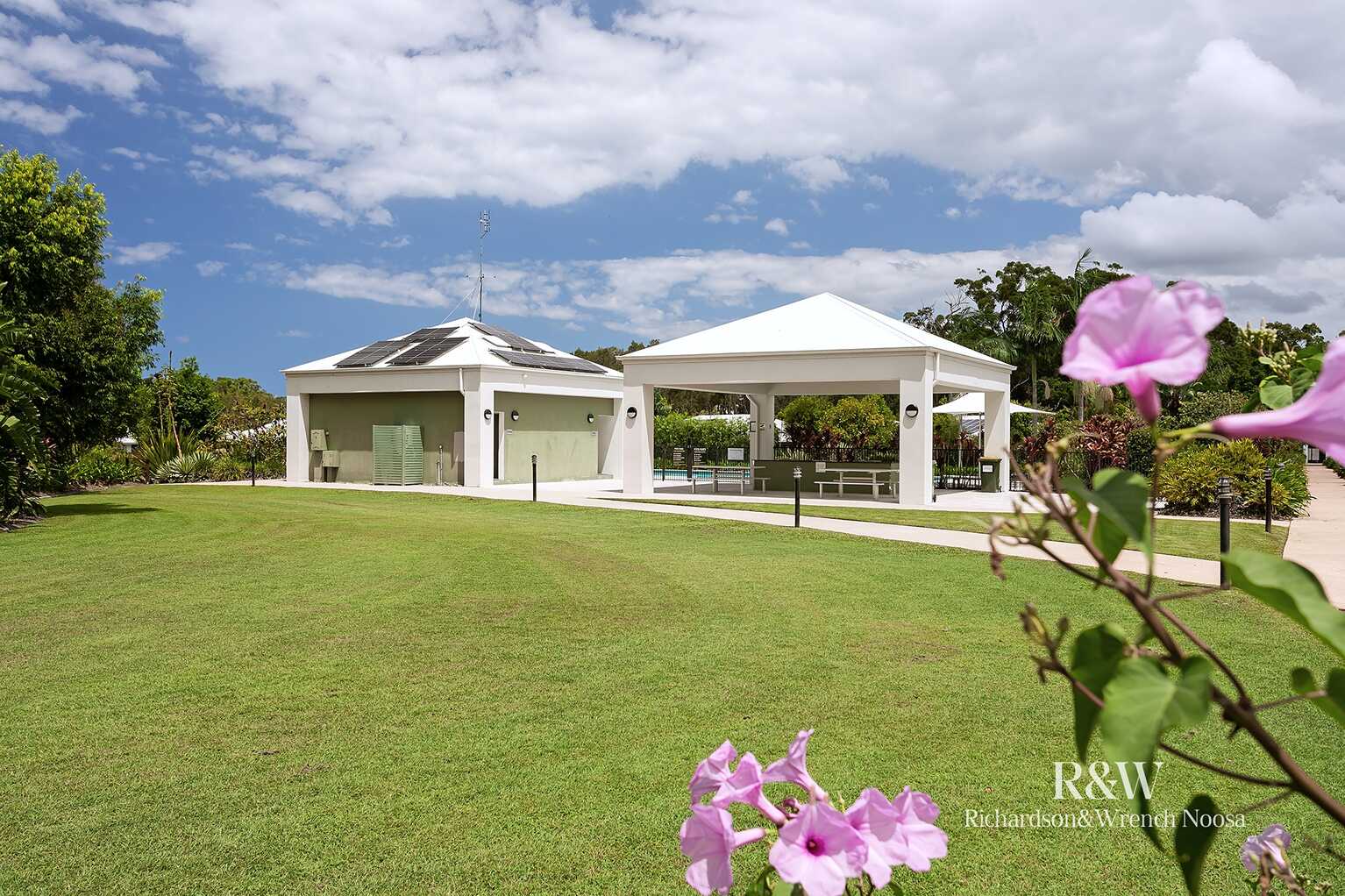 39/15 Dunes Court Peregian Springs