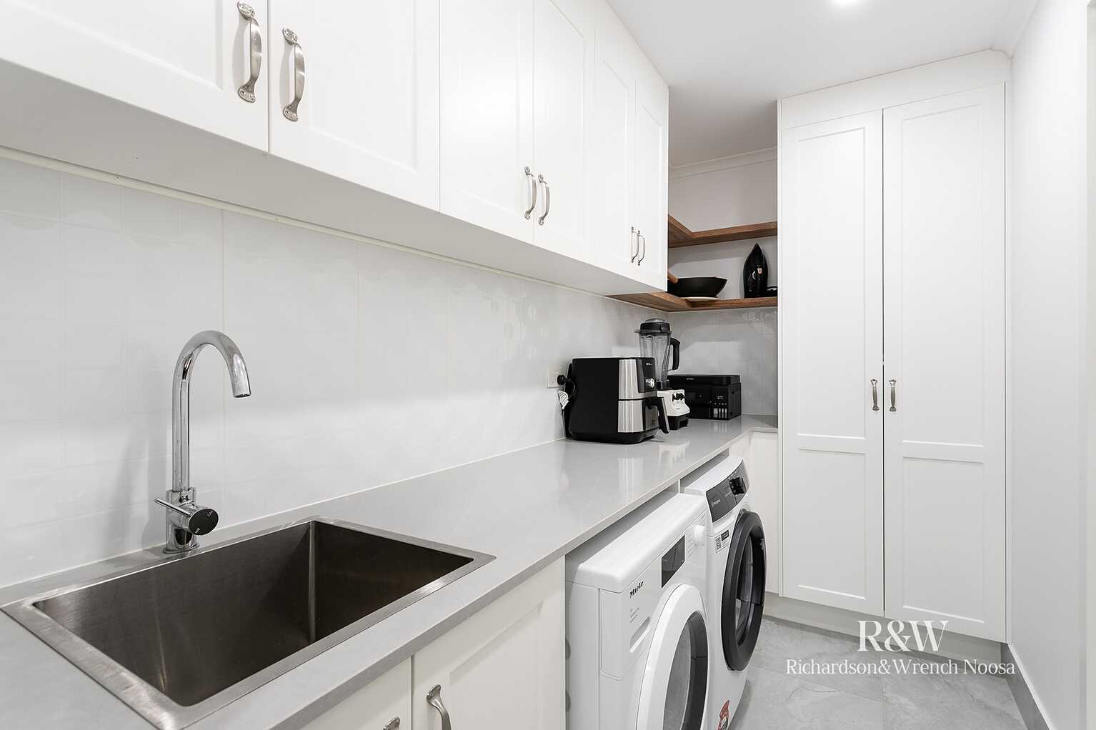 7 Hazelwood Court Noosaville